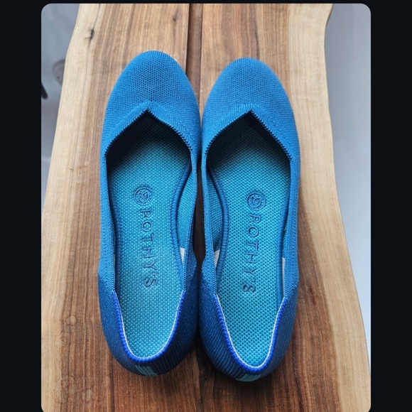 Rothy's Size 7 Topaz flats - Picture 2 of 3